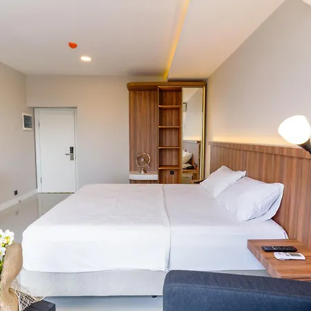 Joyful By Gnl Hotel 3*