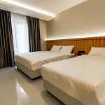 Hotel Joyful By Gnl