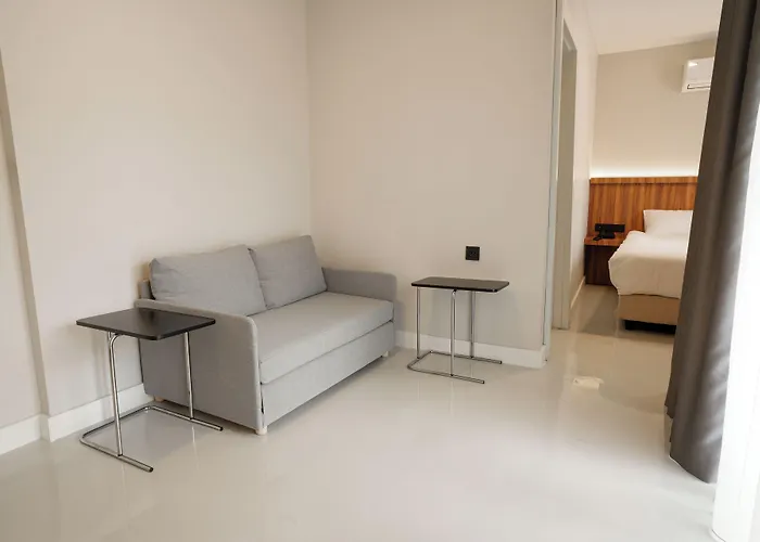 Hotell Joyful By Gnl 3*